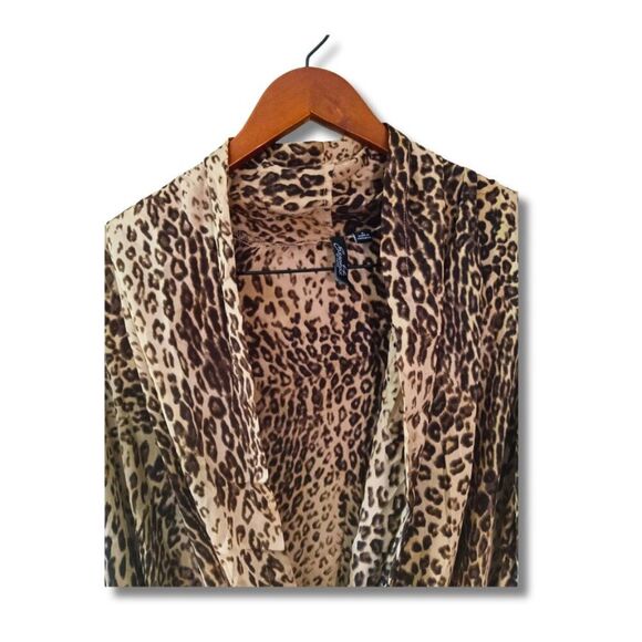 Essentials By Milano Leopard Print Draped Wrap Blouse Size L - Picture 4 of 7